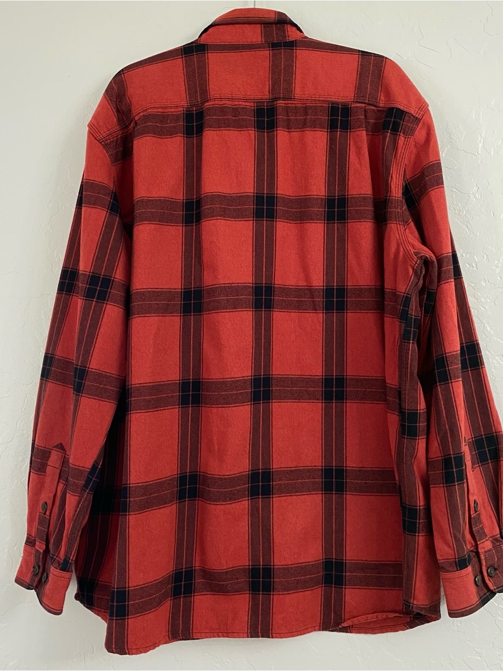 XL Carhartt Long sleeve Flannel Jacket TW4451-M Loose Fit 100% Cotton Red Plaid - Picture 3 of 10